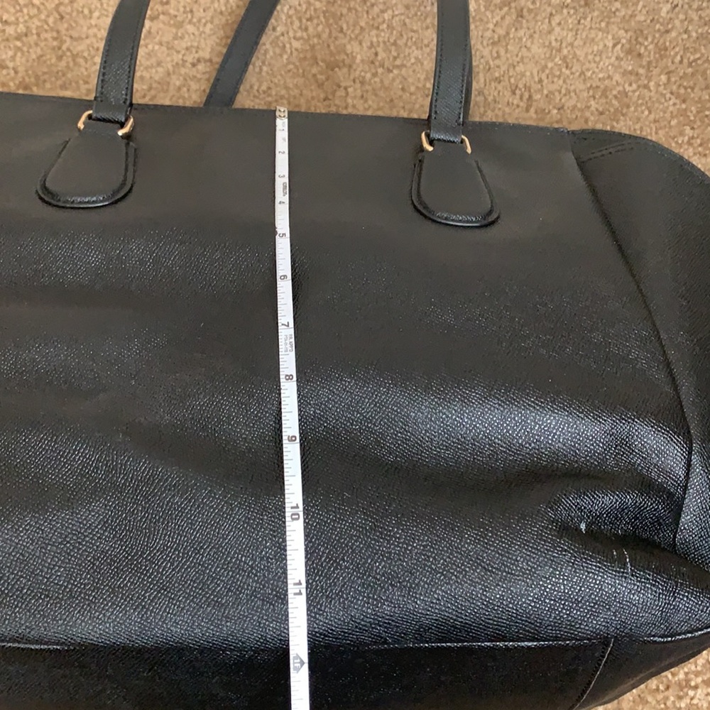 Coach - Picture 6 of 11